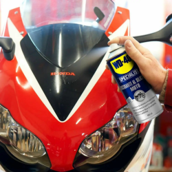WD40 SPECIALIST MOTO LUCIDANTE AL SILICONE