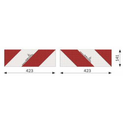 Kit 2 pannelli adesivi per segnalazione delle attrezzature agricole 423×141 mm per l’Europa