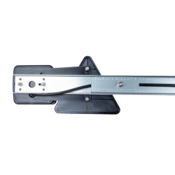 Barra regolabile 1400 ÷ 2100 mm con fanali posteriori 12V alogeni e triangoli rifrangenti