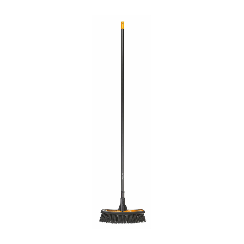 SCOPA MULTIUSO SETOLE DOPPIE M FISKARS