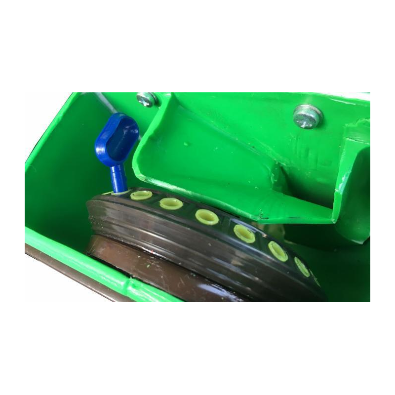 Manual seeder